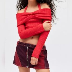 Kimchi Blue Devon Cropped Halter Cold Shoulder Long Sleeve Slim Fit Sweater, Red